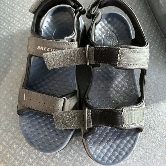 Dark Gray Skechers Men's Sandals Size 10 NEW - Picture 4 of 4